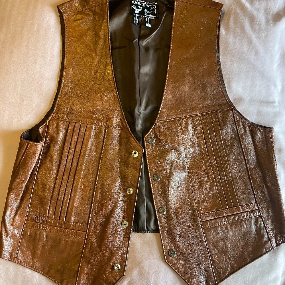 MEXICAN BUCKSIN LEATHER BROWN WESTERN VEST Cevy's MEXICO Vintage 1970s (size 50)
